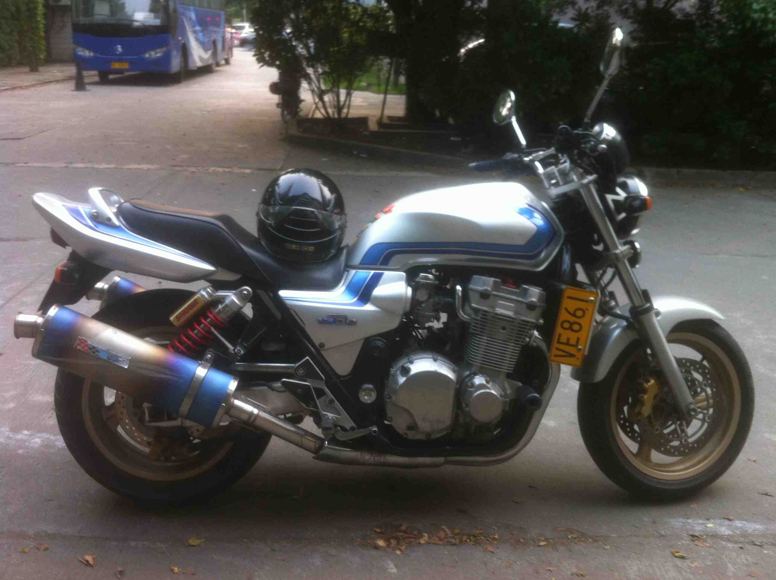 本田CB1300被盗，望广大车友帮留意。-摩托车友会-北海365网(beihai365.com)