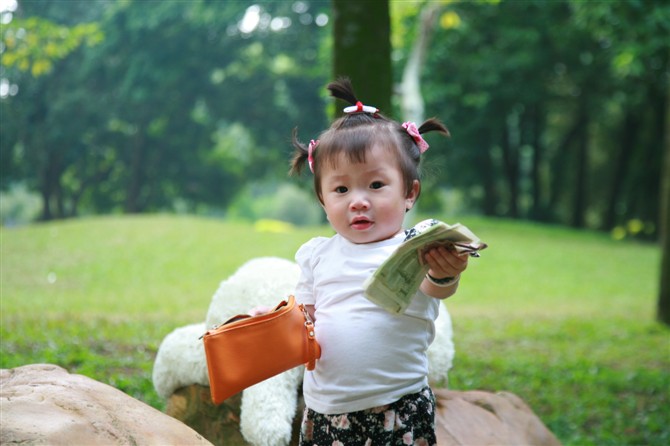 第一季【天使宝贝百日fashion秀】--鬼精灵茜茜