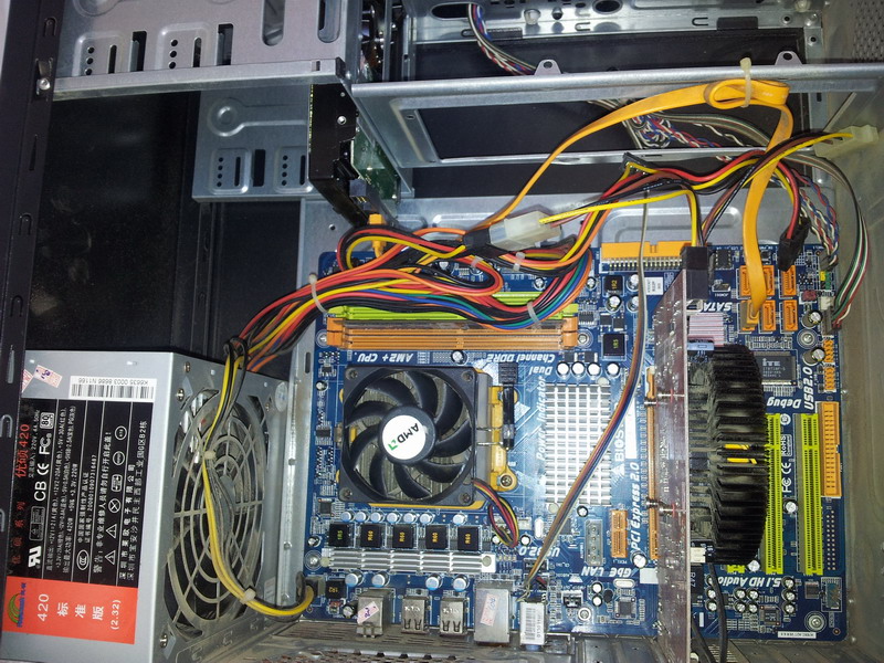 卖19寸液晶电脑1300元,双核主机1000元-电脑