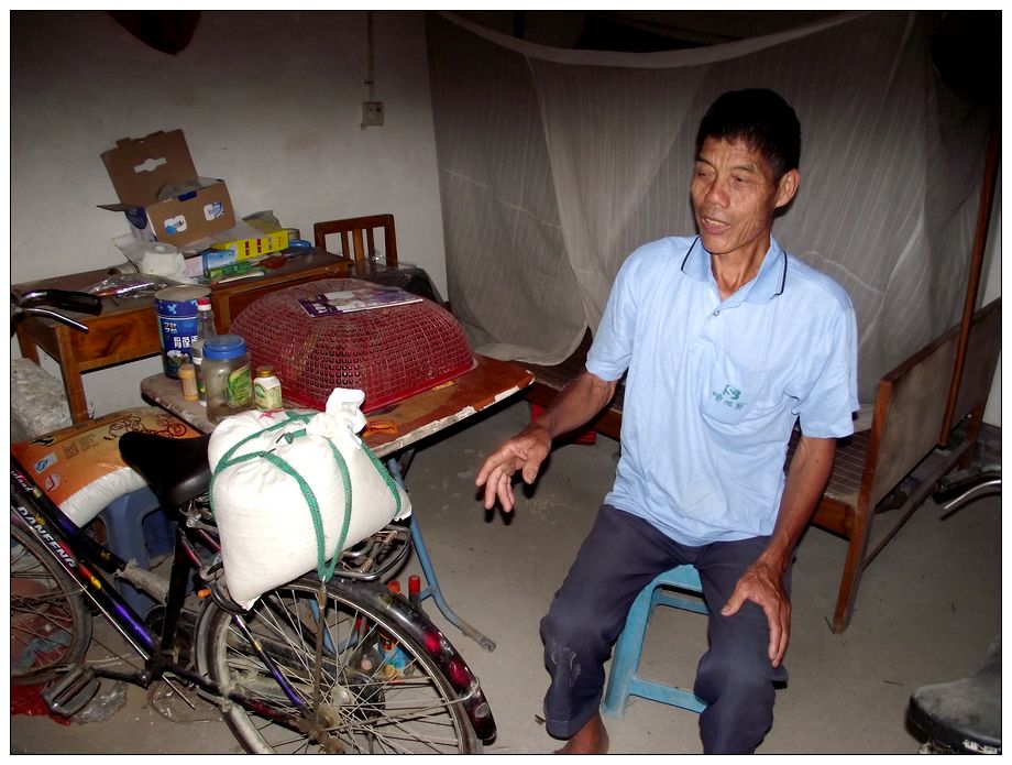 北海365网友给老人打水、做饭,陪马江敬老院老