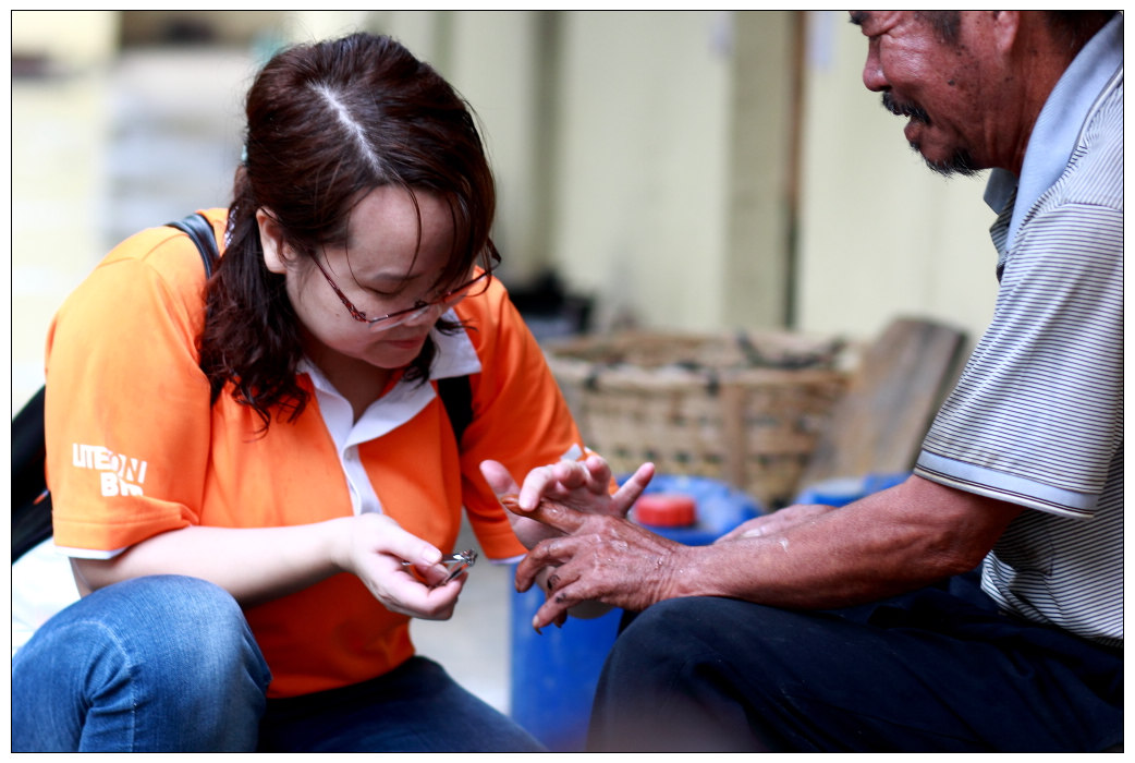 [总结]:用心体会,关爱老人--建兴义工团之20121