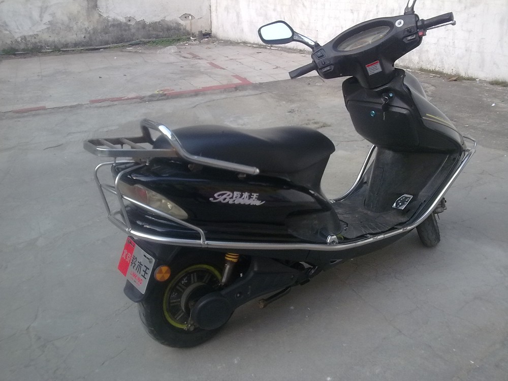 北京铃木王电动车9成新,1500文-摩托车\/电动车