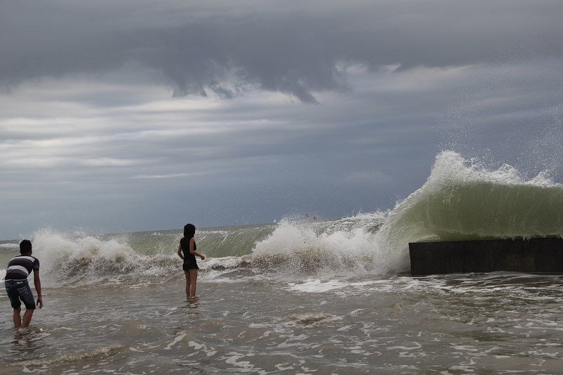 看潮不必到杭州,北海潮头胜钱塘,大家来看看各