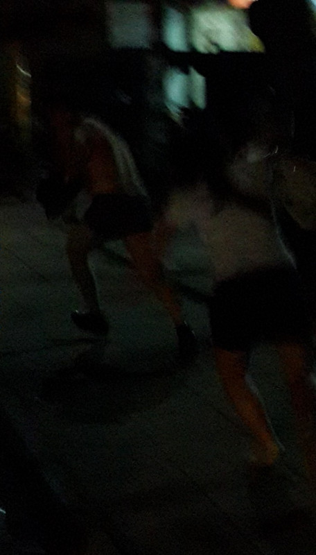 6.4晚发生在花园街的男人当街暴打女人-北海时事
