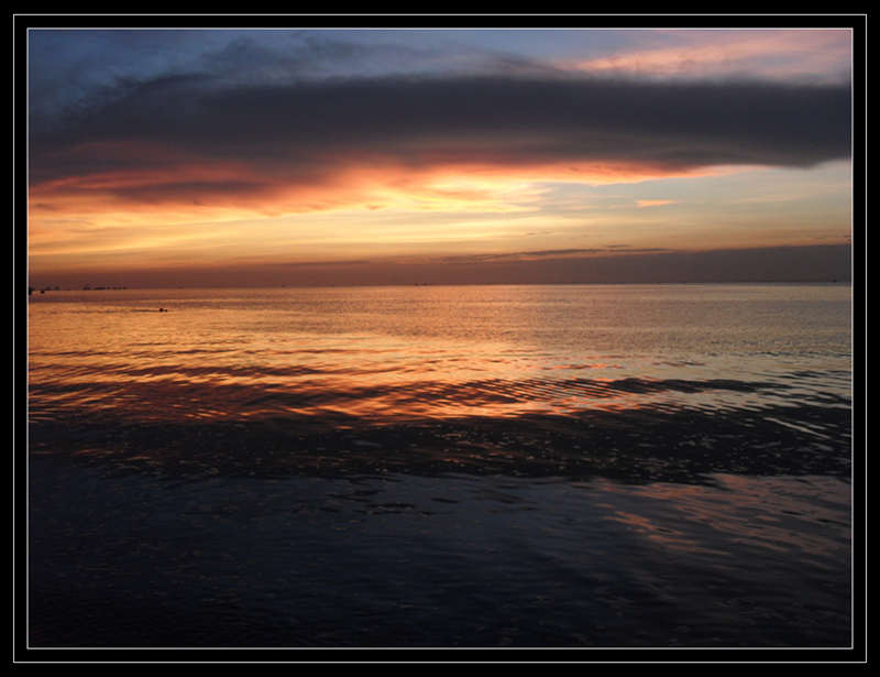 【我和夏天有个约会】--从小海边长大的柳州妹