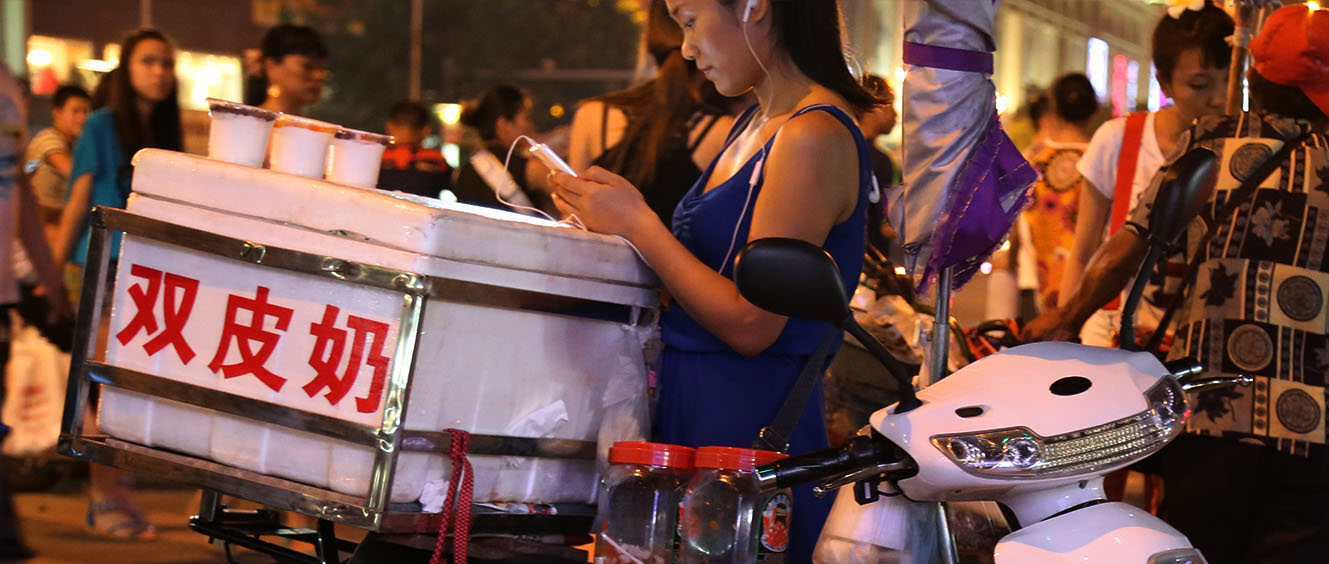 北海夜 百姓生活-镜头里的北海-北海365网(bei