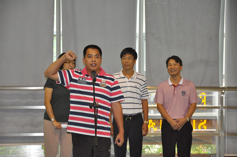 2013教育系统园丁杯气排球赛图片集锦-北海气