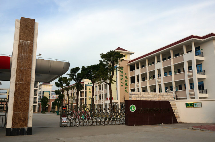 盘点北海最近三年来新增,新建的中小学校(十八小已开学,十九小筹建)