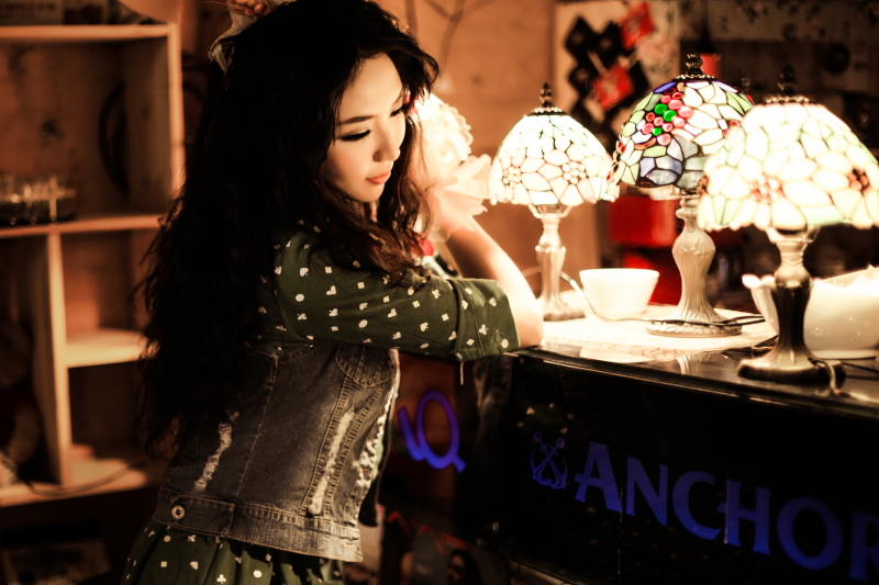 <em>咖啡厅里的女孩</em>-人像摄影-北海365网(beihai36
