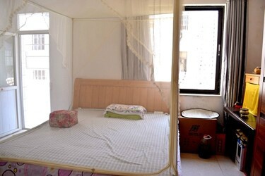 四川南路 正天花园 南北通透精装4房2厅只卖3