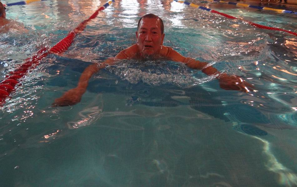 善泳者认证游泳比赛昨天在上海路恒大游泳馆