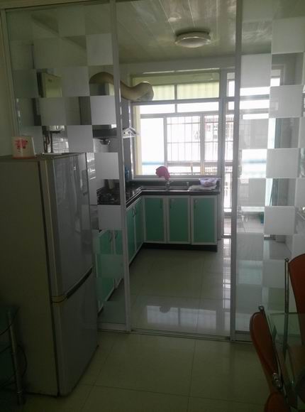 高德市场旁10年小区安盛花园电梯高层3房仅卖