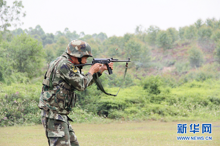 特战精兵实弹大比武,看看北海边防支队都用些