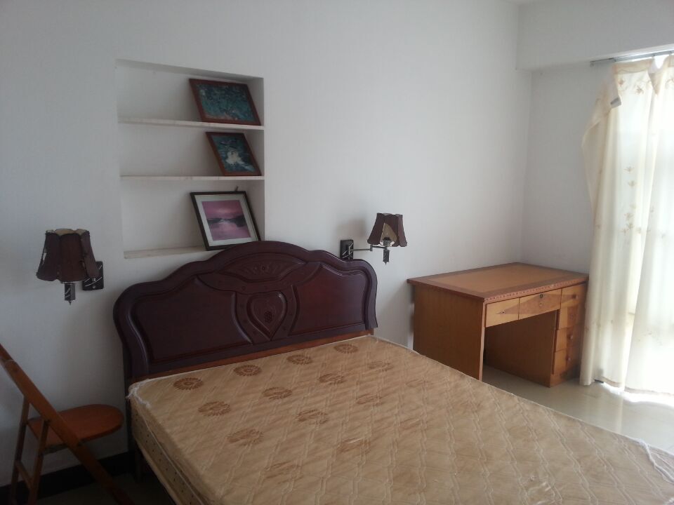 北京路 新兴花园 复式两层复式房 使用面积240