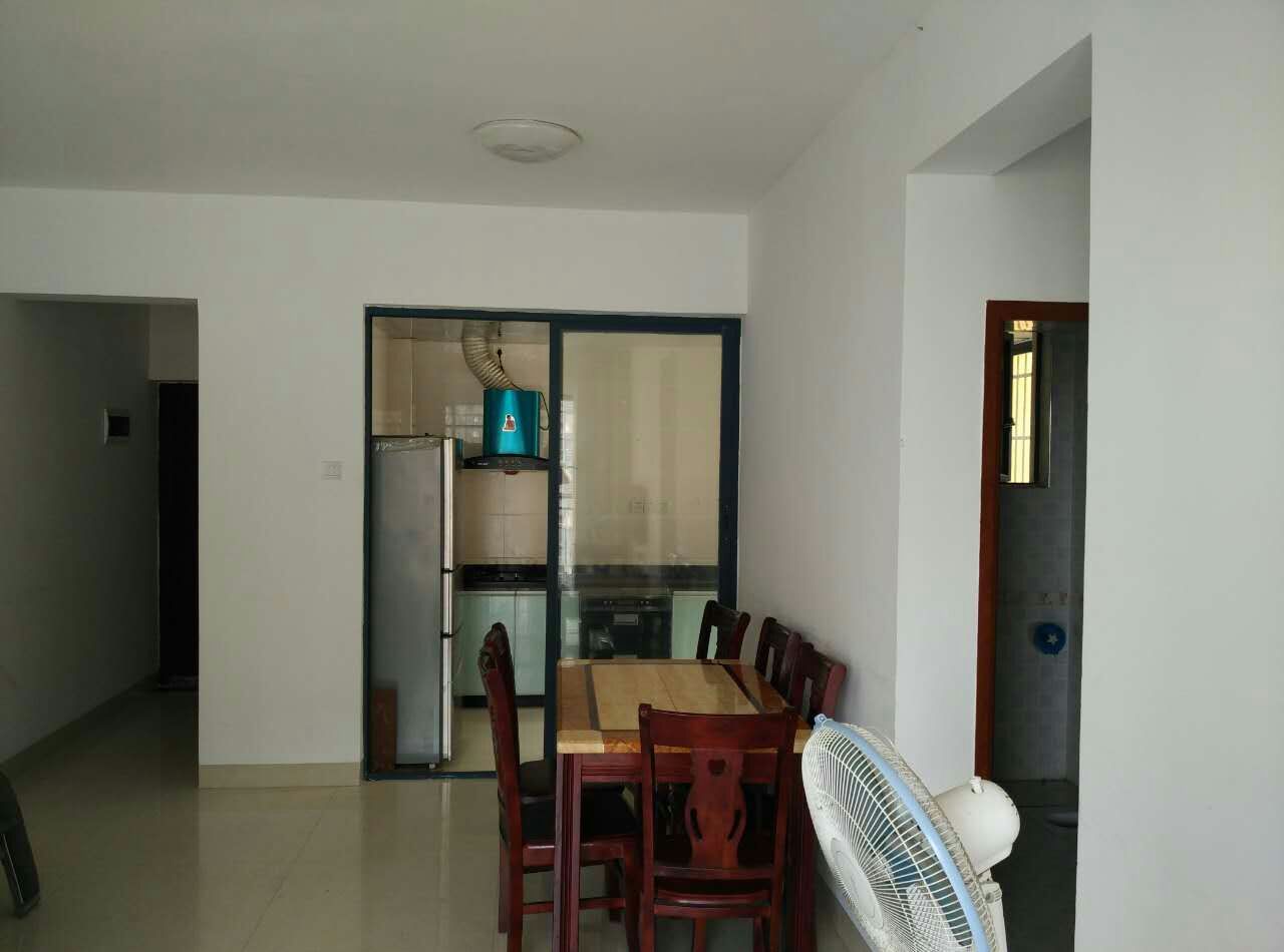 亏亏本出售星海名城电梯6楼100平3房2厅2卫精