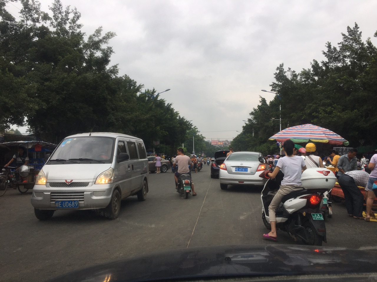 合浦县延安路每逢下雨必浸街?