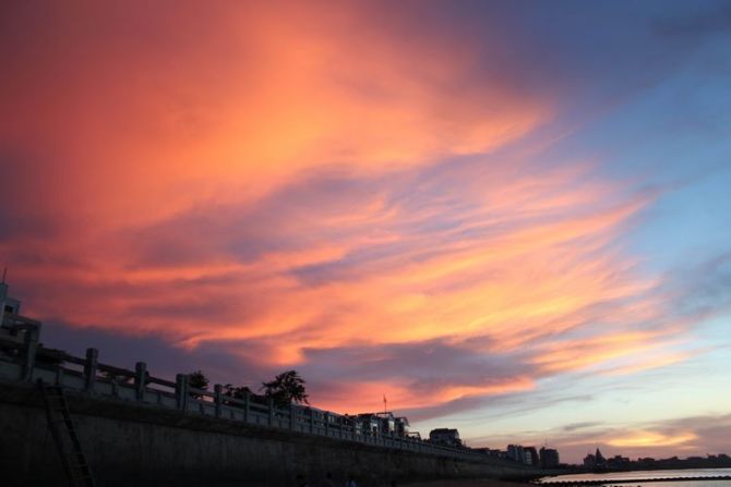 牵手看夕阳,并肩看日落 - in my secret life - 个人