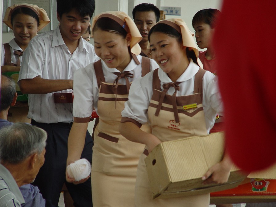 北海结防院团支部携手千寻味艺术蛋糕来到市福