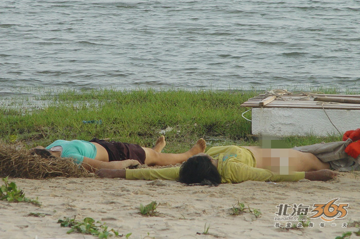 快讯:今天下午侨港附近发生溺水事件,四名女子