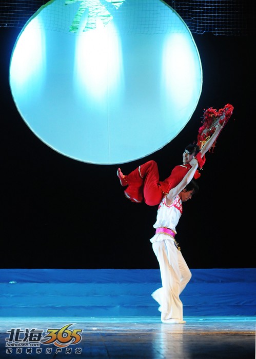 好一点的舞蹈服 20080622_9055279b6ba196076095R0nZg4MvR9ED.jpg