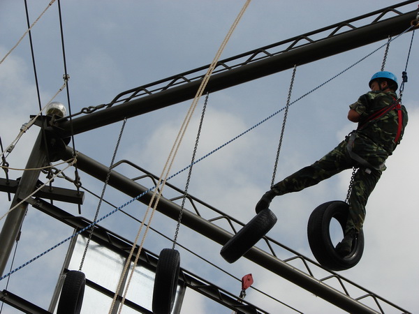 心理行为拓展训练基地惊现北海,消防员高空挑
