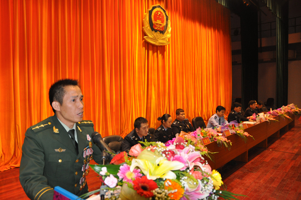 合浦籍消防兵黄胜新成为全区典型 一月内两次