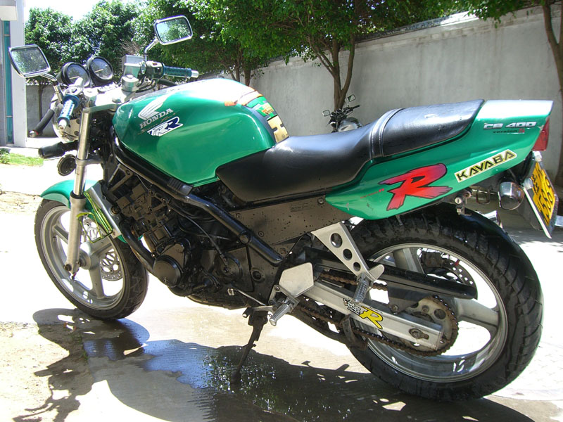 转让:YAMAHA跑车型摩托车内有照片,价格面议