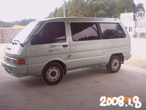 转让:日产巴宁七座面包车,3.8万-二手车-北海3