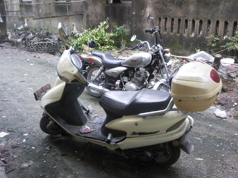 快来看哦转让125蹋板车-摩托车\/电动车-北海3