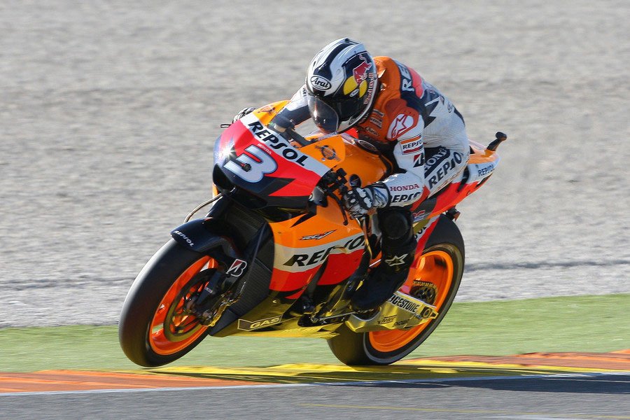 高清:MotoGP收官战 本田车队获冠军-摩托车友