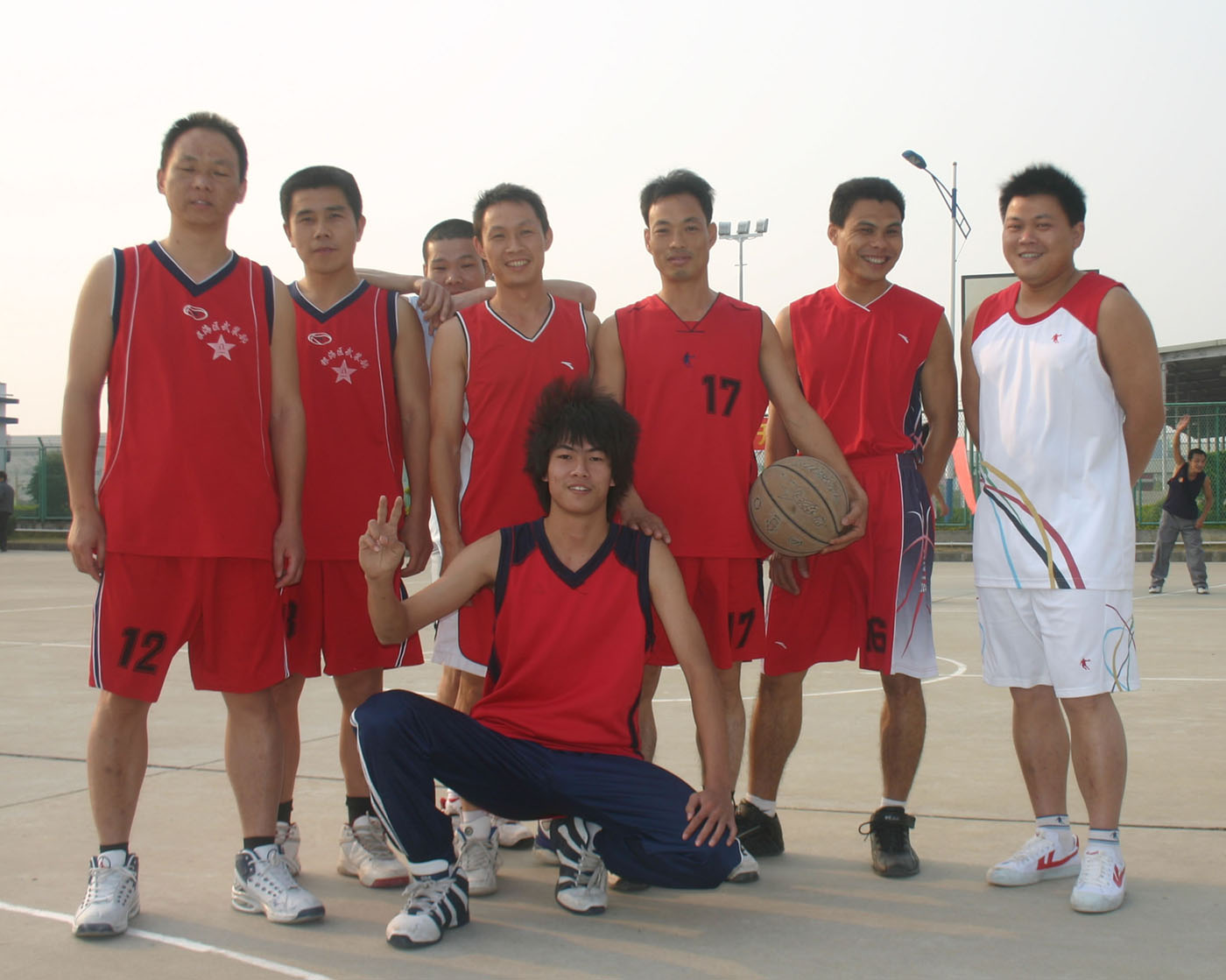 北海各篮球队的集体照!