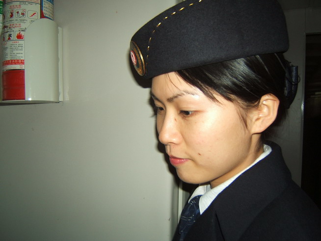 难忘的T5次 难忘一位不知名的列车员-照片里的