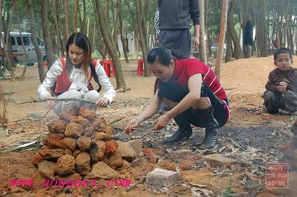 英语角2008年-窑鸡和户外拓展活动通知 (已满