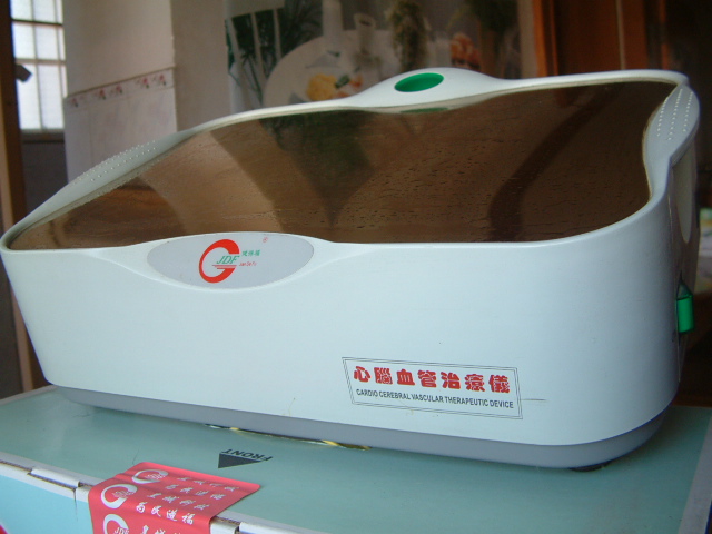 转让:干衣机,理光照相机,心脑血管治疗仪,充油式