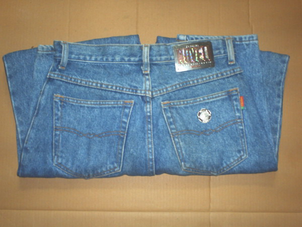 20090419_1cddfe04a0c67d0f8d0adXx6ddoW29zZ.jpg