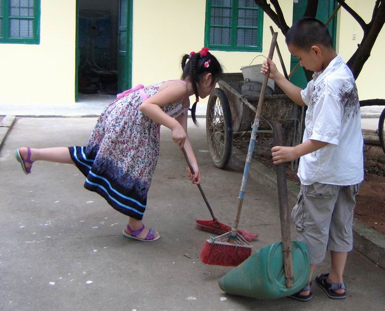 7月26日福成东村敬老院敬老活动总结贴(找回了