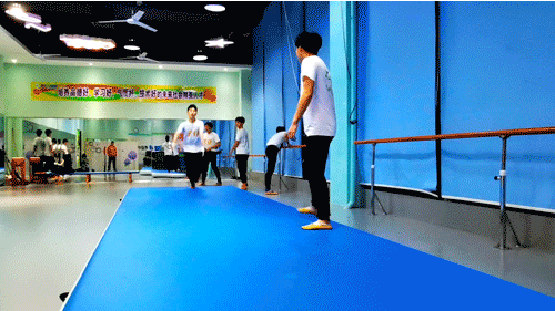 4.gif