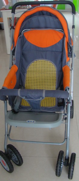 可以当床的婴儿推车 72777_a7e21293601796af5eb80aad9aa23.jpg