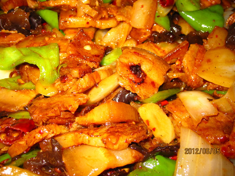 80厨师做煮800人1礼拜的饭堂大餐,7天菜式详