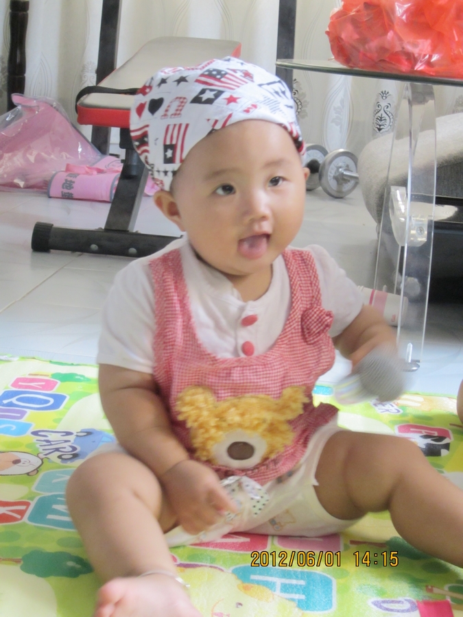 关于<em>宝宝</em>的<em>头发</em>是留长还是剪短?懒妈决定--<em>2岁</em>