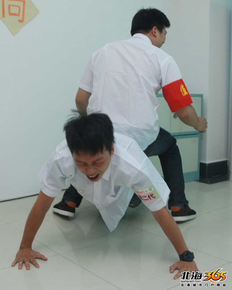 怪照,超龄儿童的你我永远快乐(19楼拔河比赛开