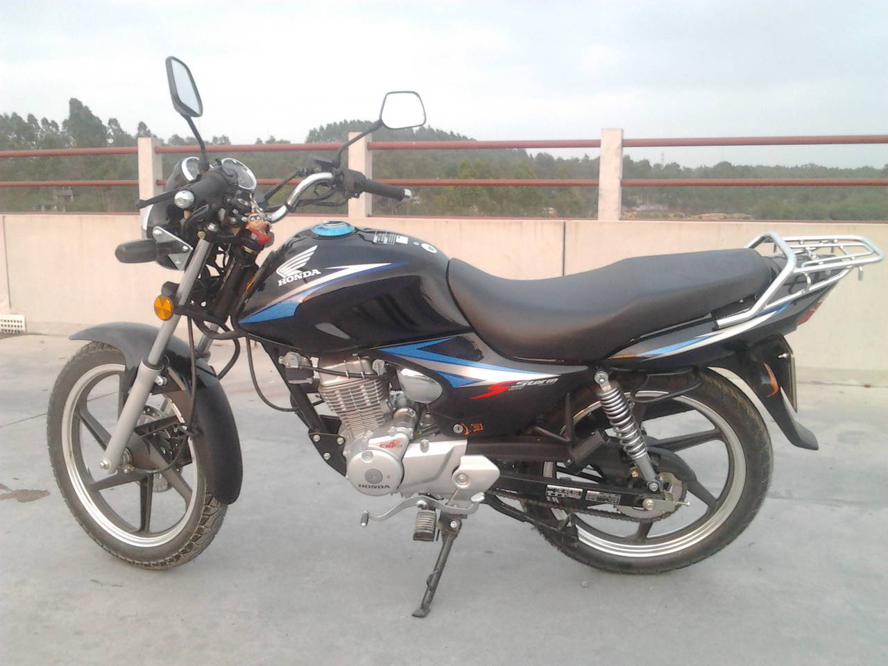 出台新大洲本田sdh125-52a,04200公里2012年12月的车