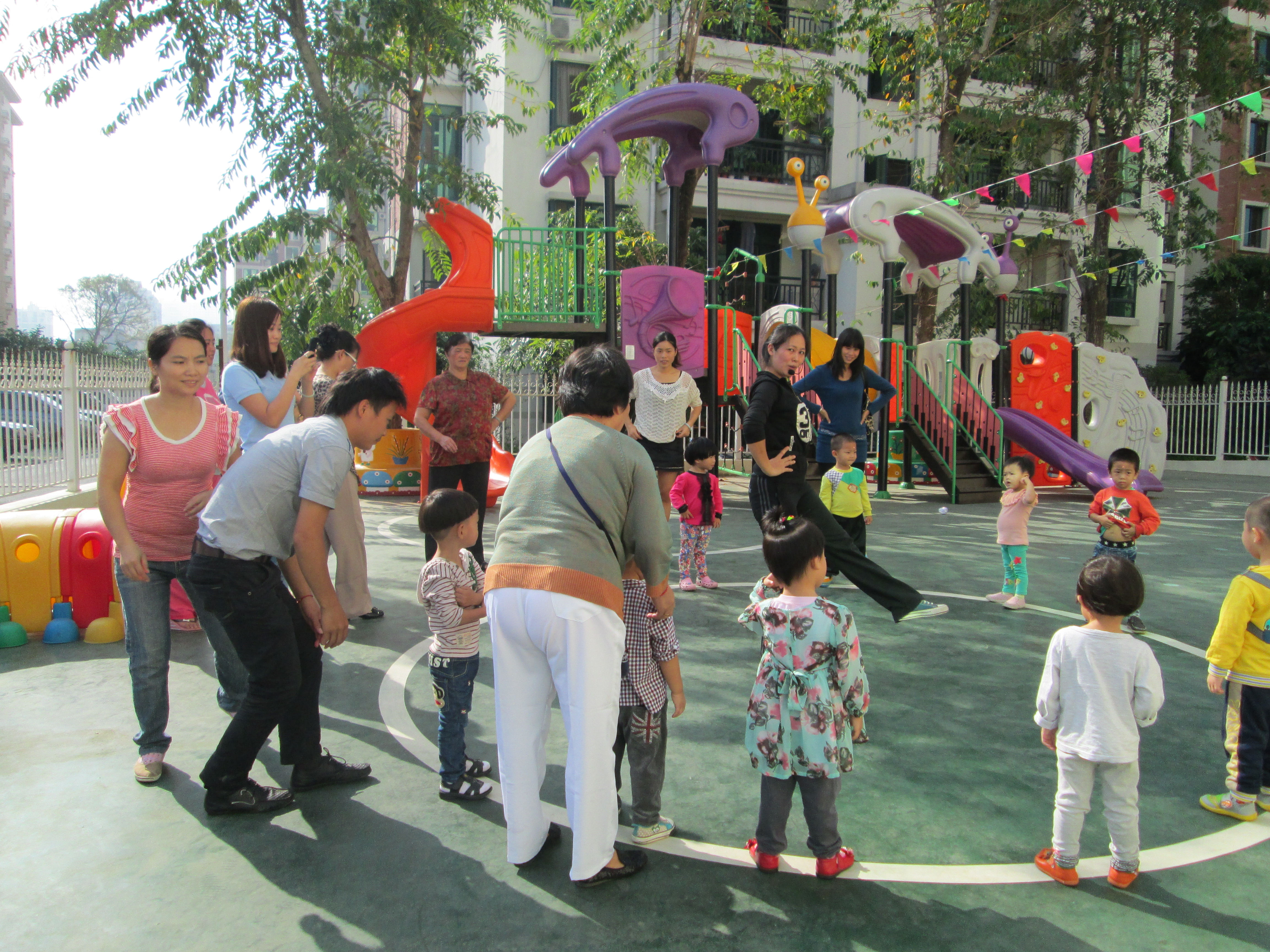 听听、看看、用心感受--幼儿园家长半日公开课