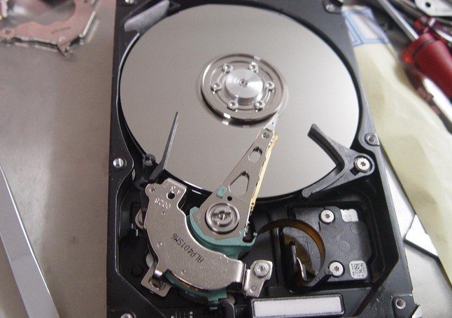 硬盘损坏不能重装系统_华硕k42jc关键系统驱动程序丢失或损坏怎么重装_系统坏了u盘重装xp系统