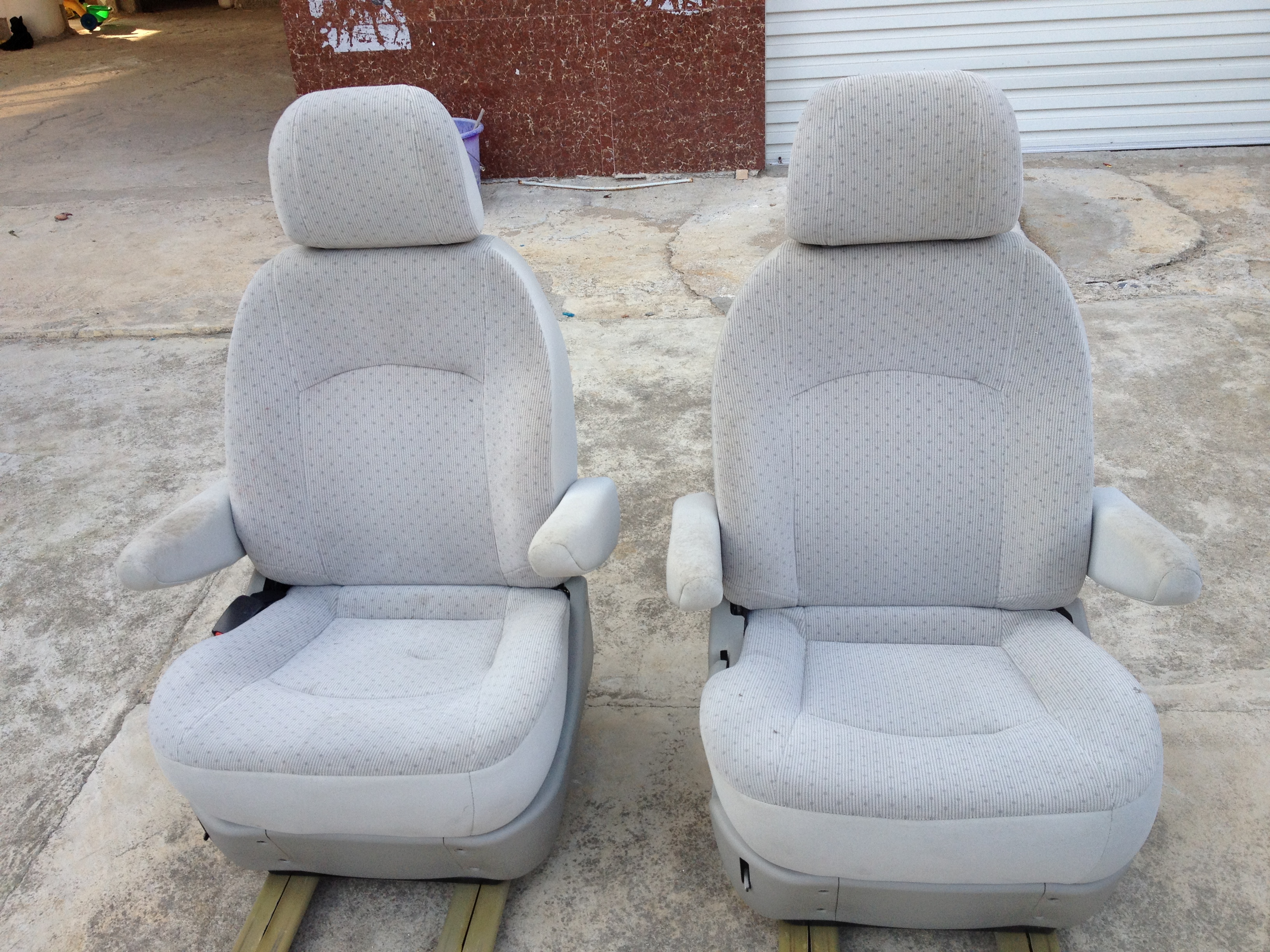 出瑞风商务柴油版7座、航空座椅、商务车座椅