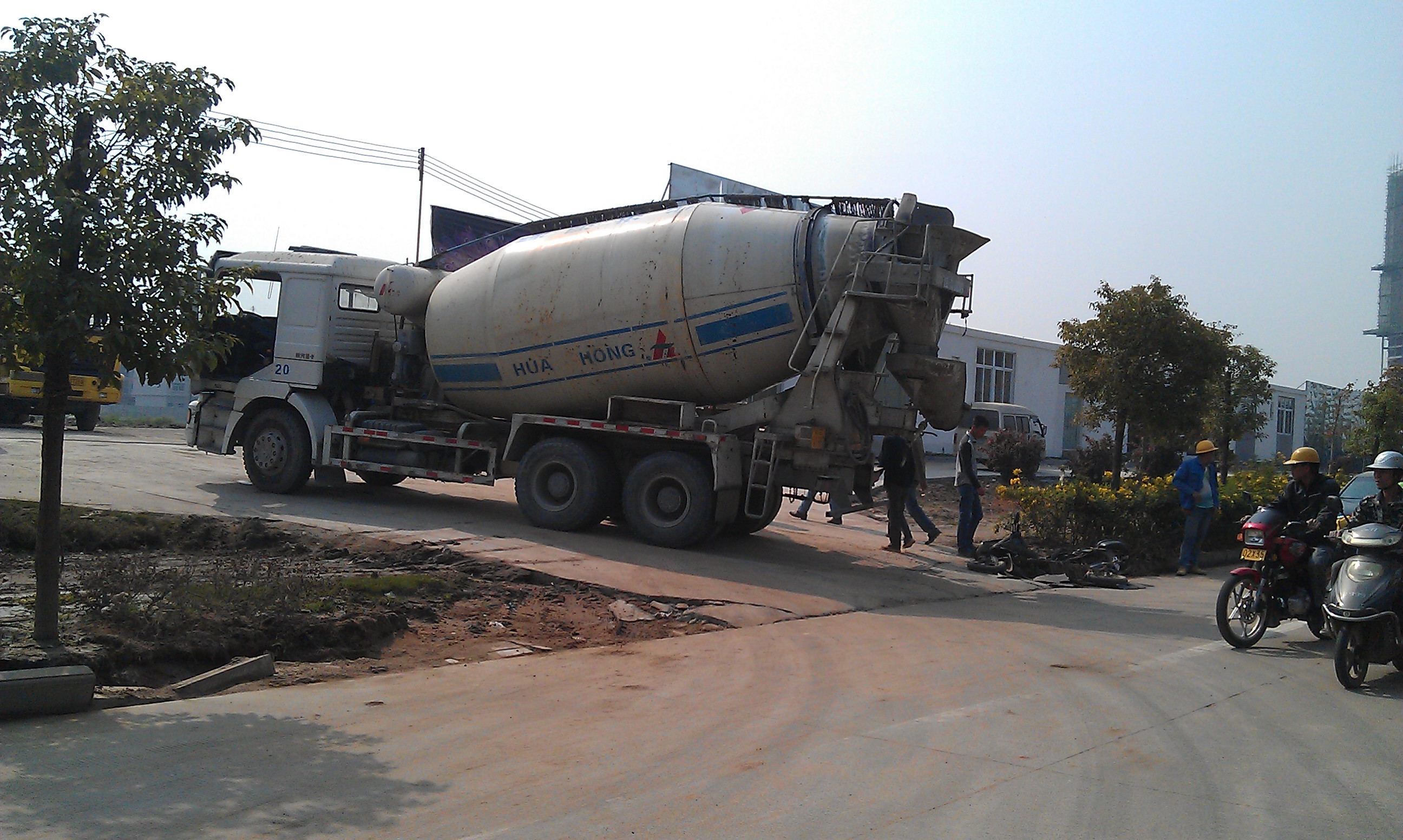 又是水泥车惹的祸~-北海时事开讲-北海365网(