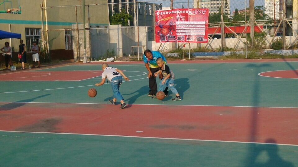 北海青少年篮球俱乐部