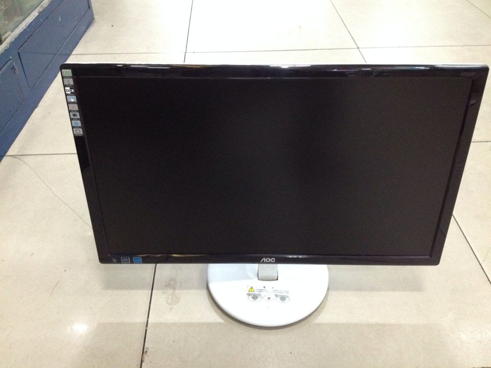 AOC23寸LED 超薄白色液晶显示器9成新,550