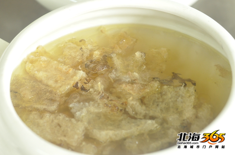 婚嫁社区 花田喜事 帖子  刺龟皮炖老鸡汤,乍一看下去小编觉得这汤的