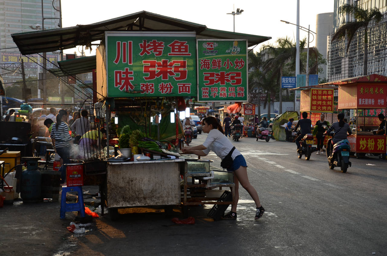 路过看看黄昏的长青路夜市一条街-北海时事开讲-北海365网(beihai365.